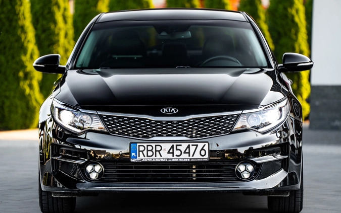 Kia Optima cena 58900 przebieg: 199600, rok produkcji 2016 z Brzozów małe 742